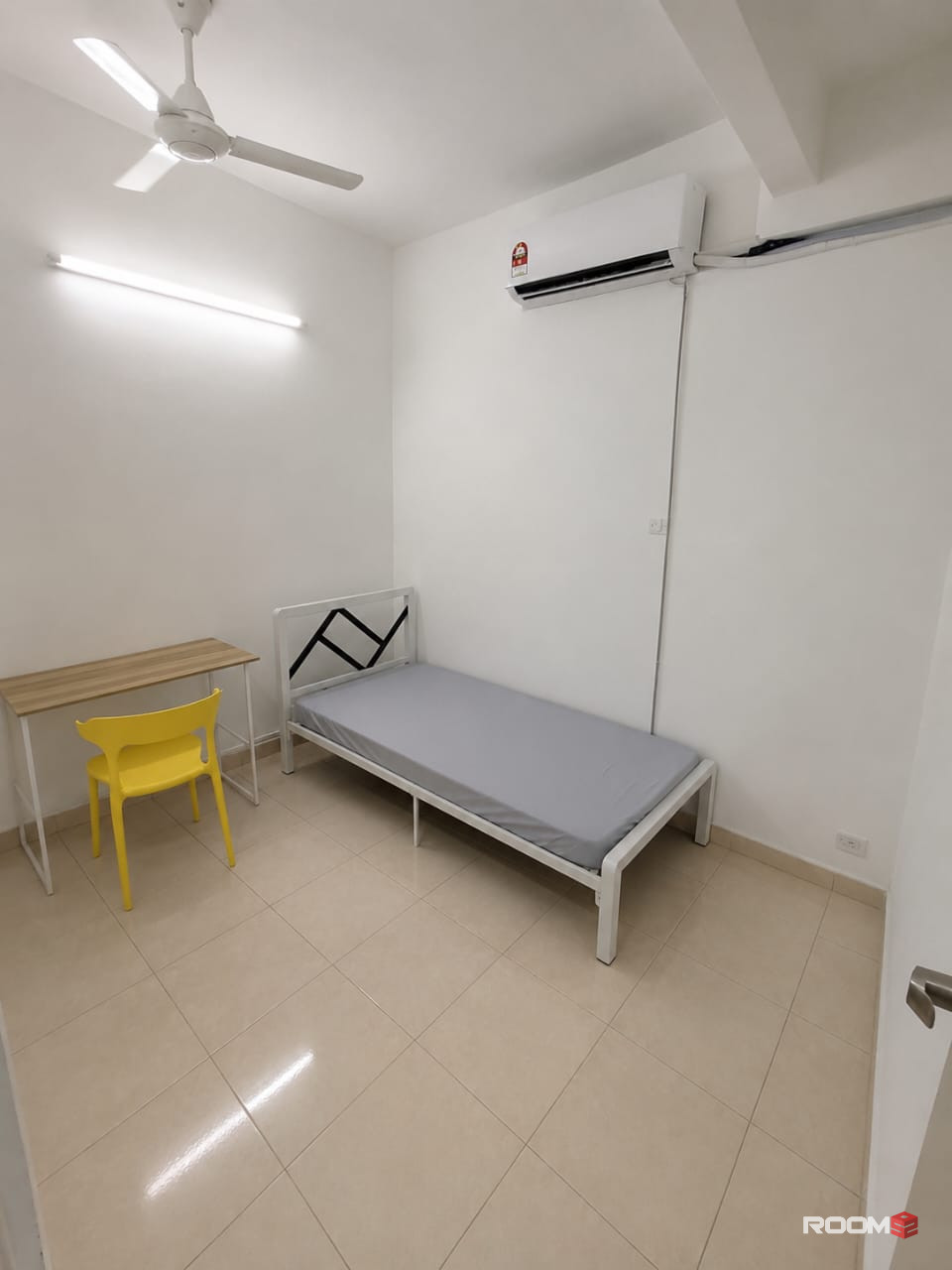 🏡 Room For Rent @ Bandar Bukit Puchong | 🚗 5 Mins To Lotus's Bandar Bukit Puchong 🛒🛍️