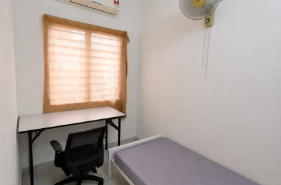🔥 Budget Room for Rent @ Bukit Rimau | 🚗 Near AEON BiG Bukit Rimau 🛍️ & Columbia Asia Hospital 🏥