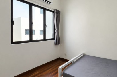 🏡  Medium Room For Rent @ Setia Alam | 🚗 4 Mins To Setia City Mall & Setia City Convention Centre