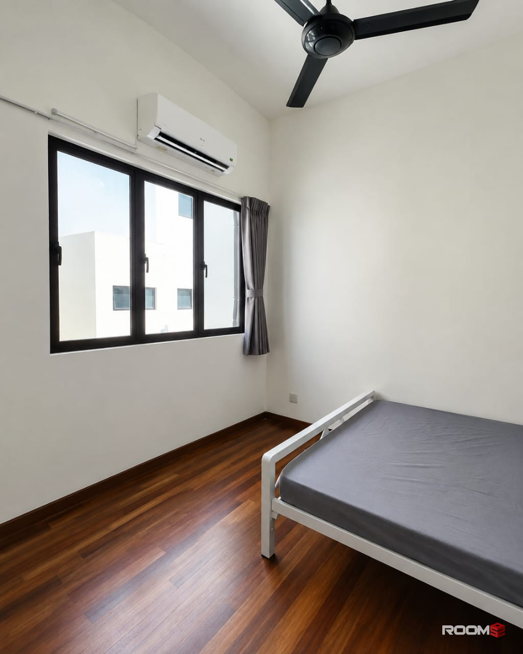 🏡  Medium Room For Rent @ Setia Alam | 🚗 4 Mins To Setia City Mall & Setia City Convention Centre
