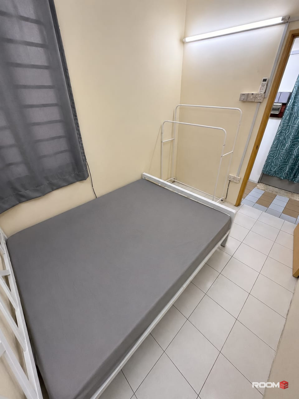 🚗 4 Mins To Lotus's Setia Alam 🛍️ | Near MR.DIY & Setia City Mall 🌳 | Medium Room With Window + Aircond ❄️