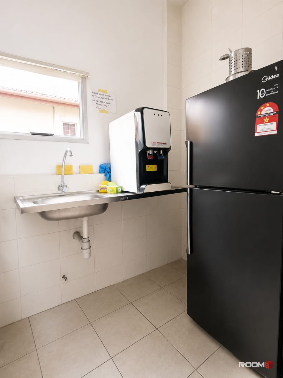 🏡 Fully Furnished Room @ Bukit Rimau | 🚗 3 Mins To Columbia Asia Hospital 🏥 & AEON BiG 🛍️