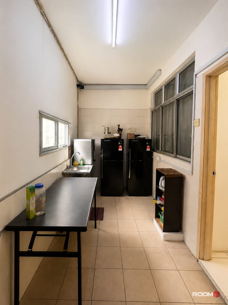 🏠 Balcony Room For Rent @ Kemuning Utama 🌟 | 🚗 Near Gamuda Walk Mall & Columbia Asia Hospital Bukit Rimau