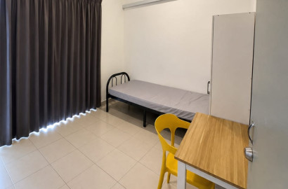 🏡 Fully Furnished Room @ Kemuning Utama 🔥 | 🚗 Near Giant Hypermarket Kemuning Utama | 🔥 Move In Ready 💯