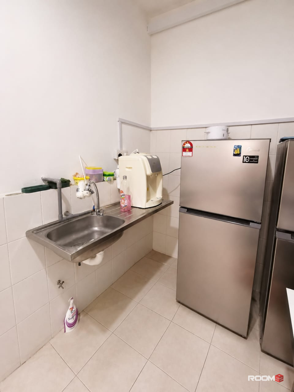 🏡 Fully Furnished Room @ Kemuning Utama 🔥 | 🚗 Near Giant Hypermarket Kemuning Utama | 🔥 Move In Ready 💯