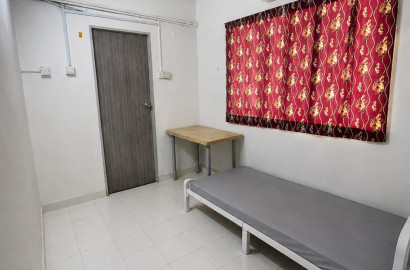 🏡 Medium Room For Rent @ USJ 13, Subang Jaya |🚶🏻‍➡️550m Walk to Wawasan LRT Station 🚆
