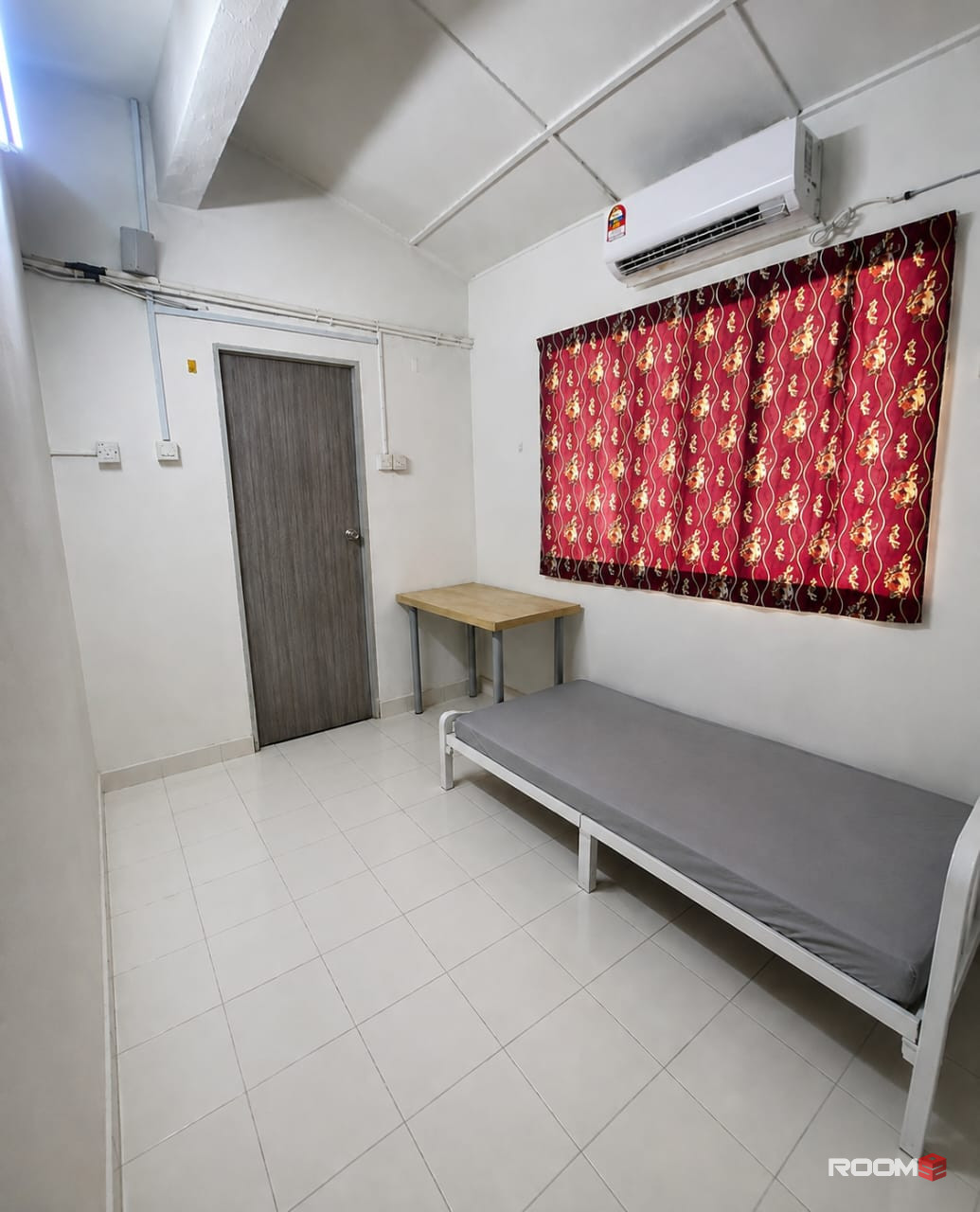 🏡 Medium Room For Rent @ USJ 13, Subang Jaya |🚶🏻‍➡️550m Walk to Wawasan LRT Station 🚆
