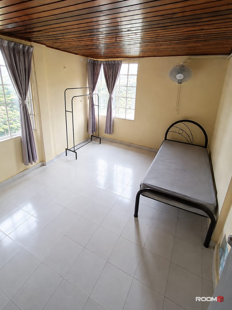 🏡 Bandar Sunway Window Room For Rent | 🌟 Near Sunway University & Taylor's University 📚