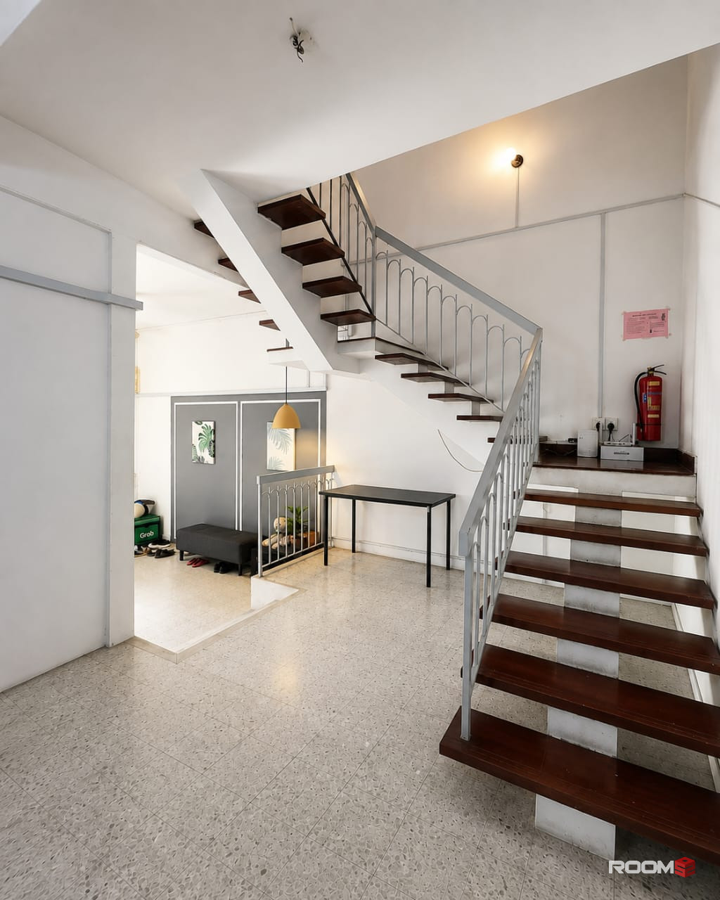 🏡 Medium Room For Rent @ Damansara Jaya | 🚗 Near The Starling Mall & 3 Damansara Mall 🛒🛍️✨