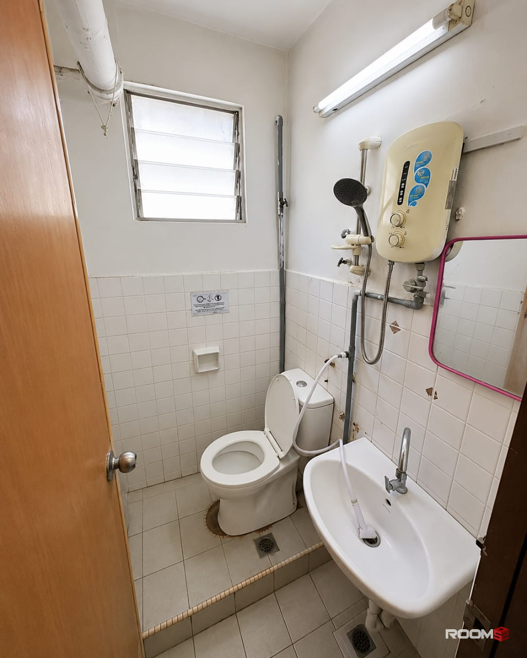 🚗 3-4 Mins To 1 Utama Shopping Centre 🛒🛍️ | 🏠 Room For Rent @ Damansara Utama SS21 🔥