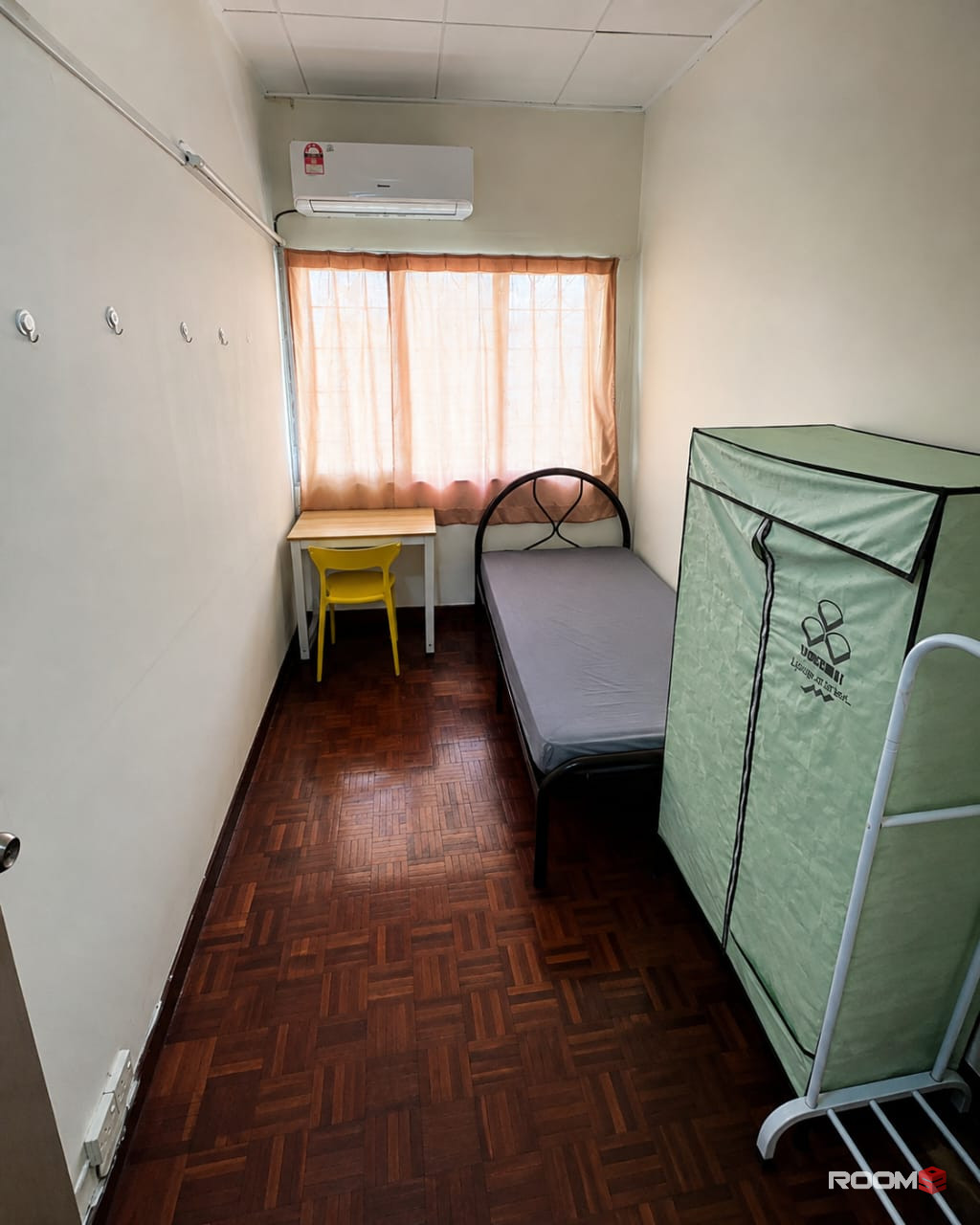 🏡 Medium Room For Rent @ SS20 Damansara Utama | 🚗 Near Damansara Uptown & The Starling Mall 🛍️🛒