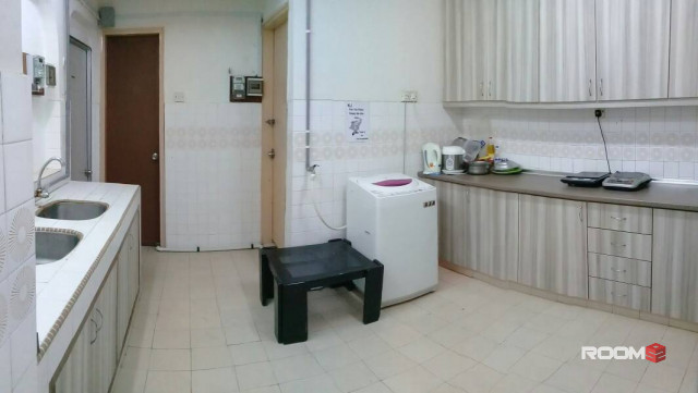 🔹🏠 Single Room with Fully Furnish and Weekly Cleaning! 🧹🧺