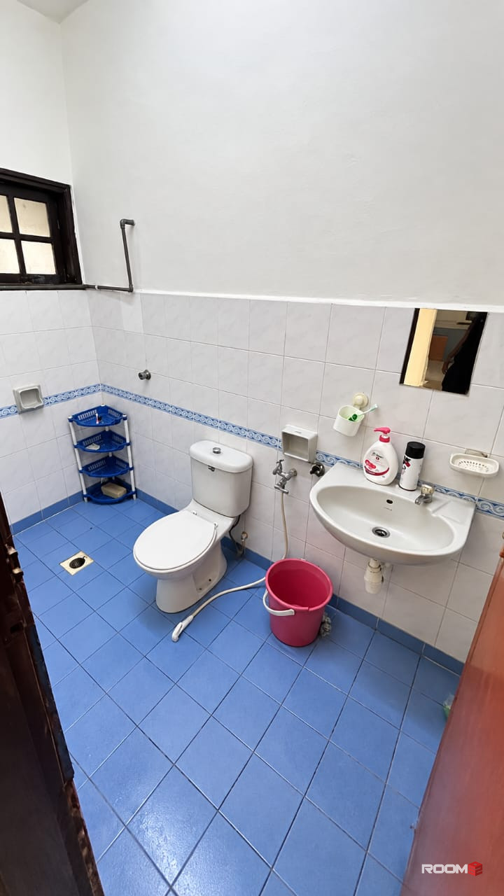 🛏️ Queen Bed Room For Rent @ Puchong Jaya 🏡 | 🚗 Near IOI Mall Puchong 🛒🛍️✨