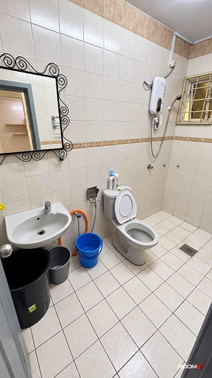 🏠 Single Room For Rent @ Bandar Puchong Jaya | 🚗 Near IOI Mall Puchong 🛒🛍️