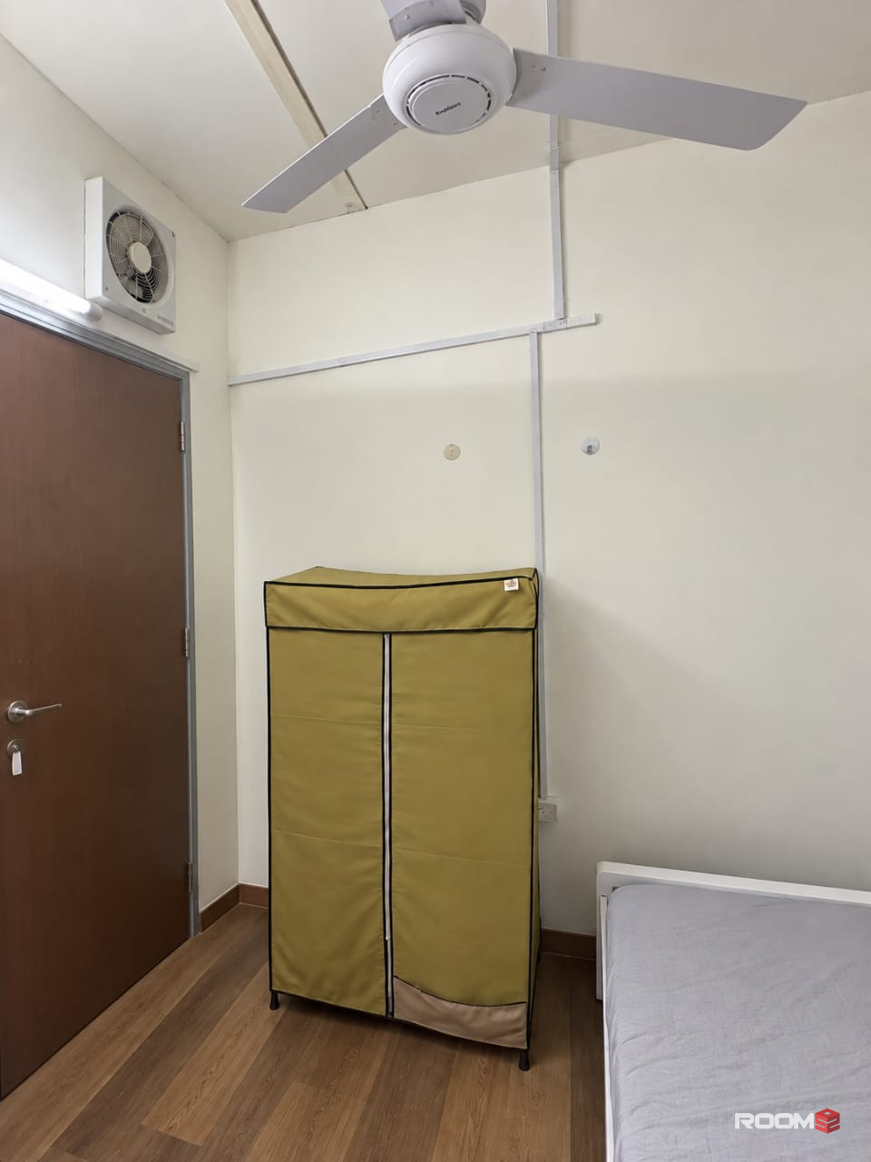 🏡 Private Room For Rent @ Taman Paramount PJ | 🚗 4 Mins to Jaya Shopping Centre 🛒 🛍️