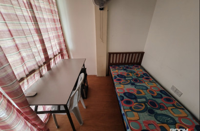 🏠✨ Cozy Room for Inti Students at Subang SS15! 📚🌟