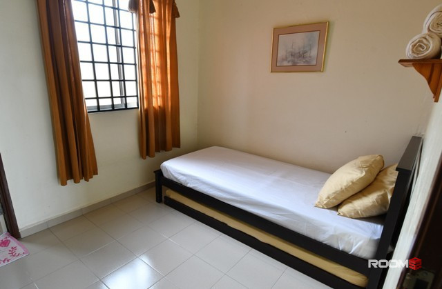 🔥🏠 Hot! Available Room at Bandar Kinrara!