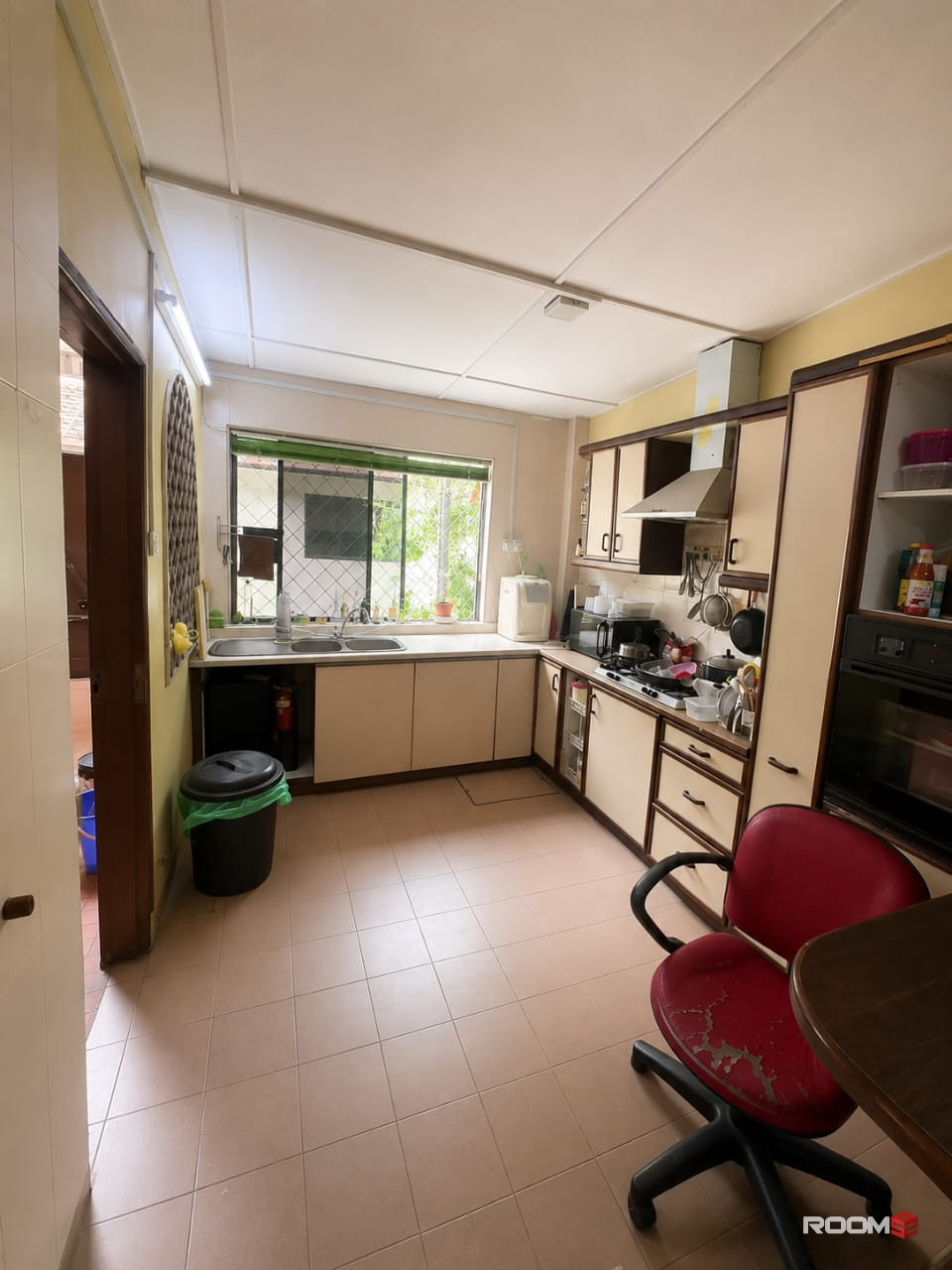 🏡 Medium Room For Rent @ SS20, Damansara Kim | 🚗 Near Damansara Uptown & 3 Damansara Shopping Mall 🛍️🛒