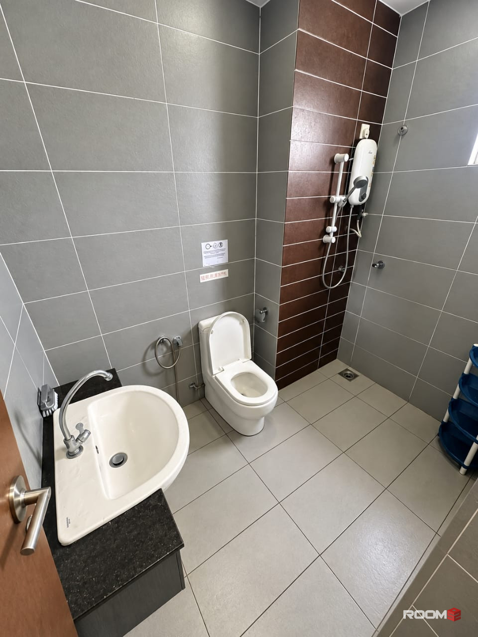 🚆 Near LRT Taman Paramount | 🏡 Private Room For Rent @ Seksyen 22, Petaling Jaya 🔥