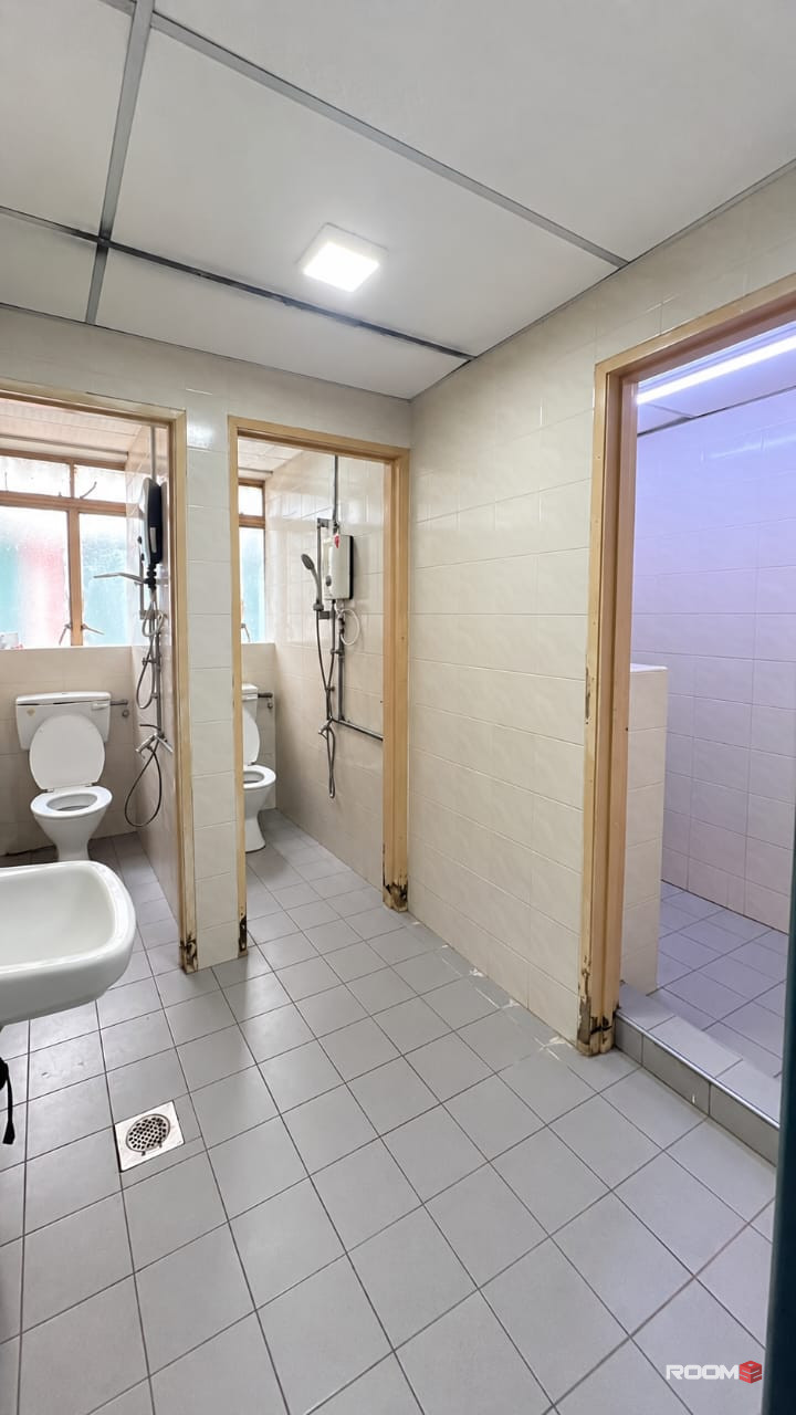 🏡  Female Rooms For Rent @ PJ52, Bandar Baru Petaling Jaya 🔥 | 🚗 Near Amcorp Mall & PJ State Commercial Centre