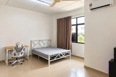 🏡 Master Room w/ Private Bathroom @ Tropicana Indah 🌟 | 🚗 5 Mins to SEGi University & Thomson Hospital Kota Damansara