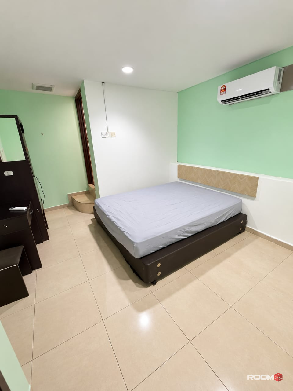 🔥 Kota Damansara Room with Private Bathroom 🚿 | 🚶‍♂️‍➡️Walking Distance to Strand Mall 🛒🛍️