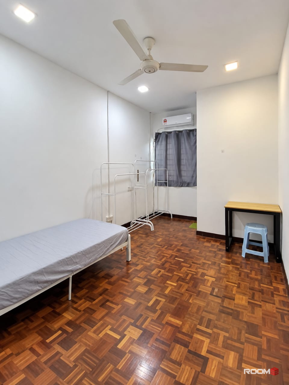 🏡 Fully Furnished Room For Rent @ Kota Damansara | 🚗 5 Mins to NSK Kota Damansara 🛒🛍️