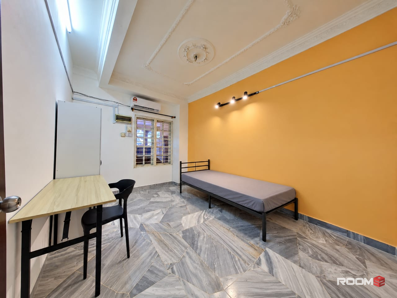🏡  Fully Furnished Room For Rent @ Bandar Utama | 🚗 Near 1 Utama & Centrepoint Bandar Utama 🛒🛍️