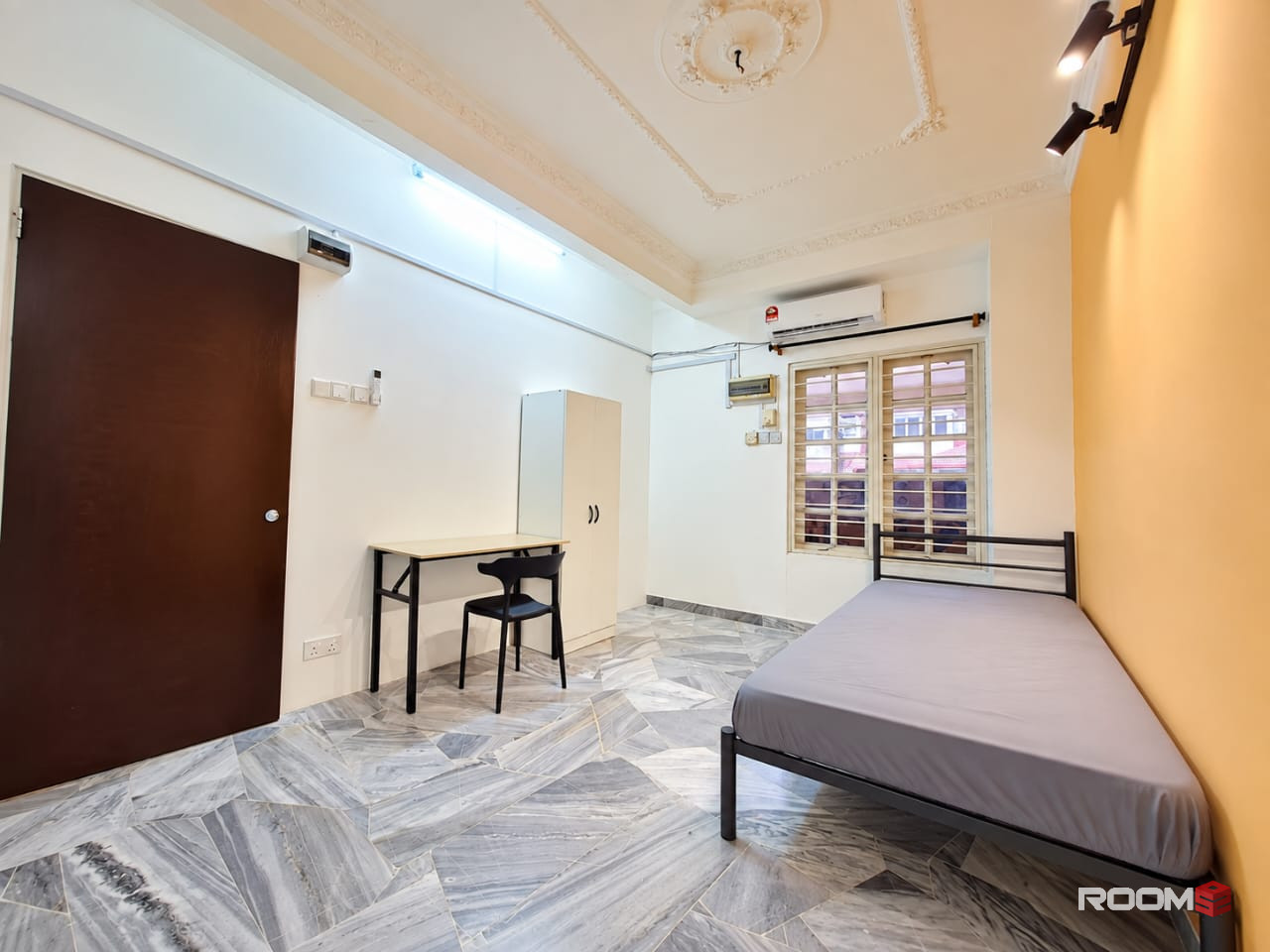 🏡  Fully Furnished Room For Rent @ Bandar Utama | 🚗 Near 1 Utama & Centrepoint Bandar Utama 🛒🛍️