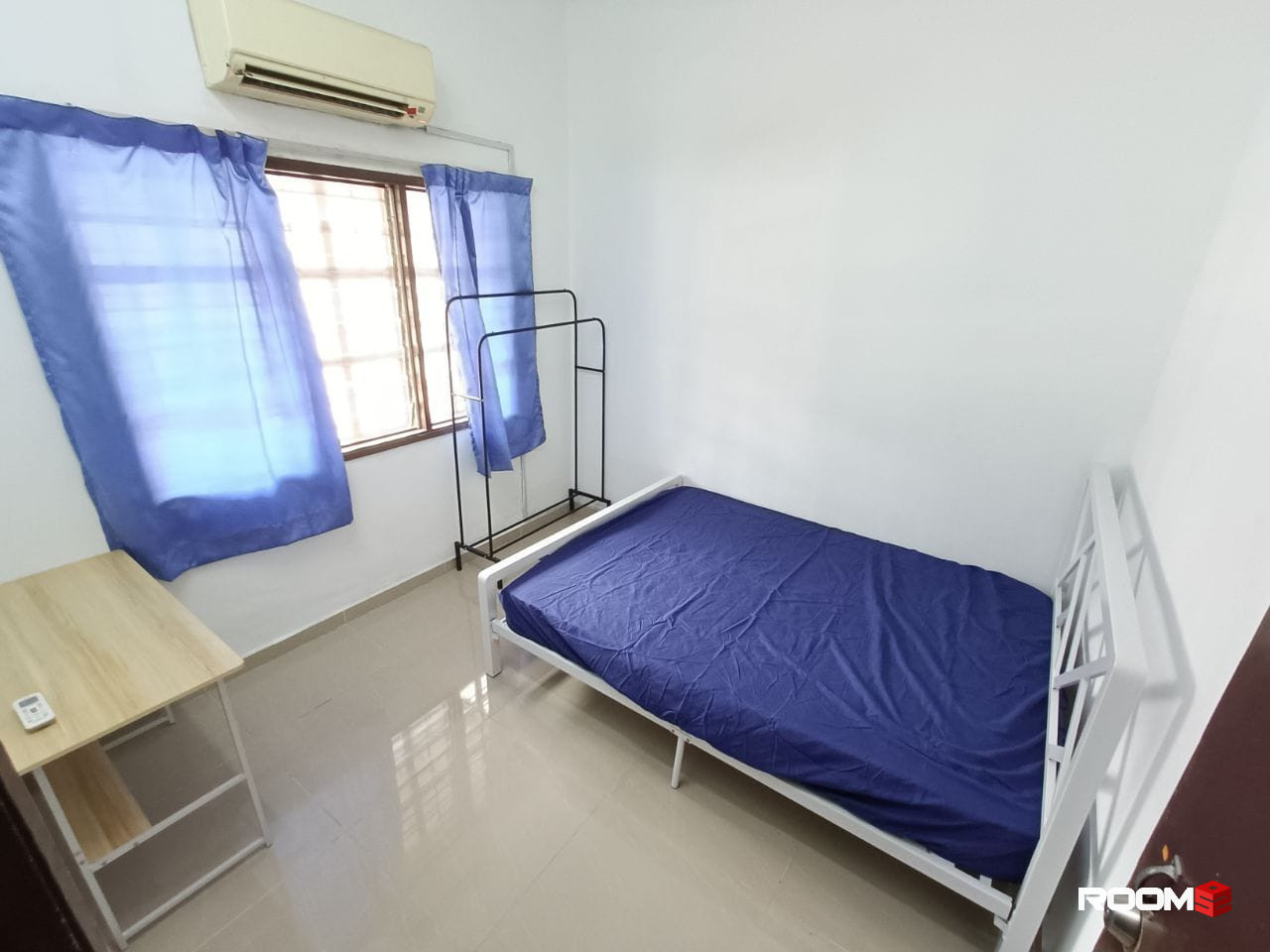 💥💥 🏡 [Zero Deposit]❗️HOME FEEL UNIT ❗️🏡 Middle Room for rent at Subang Jaya! 💫🛋️