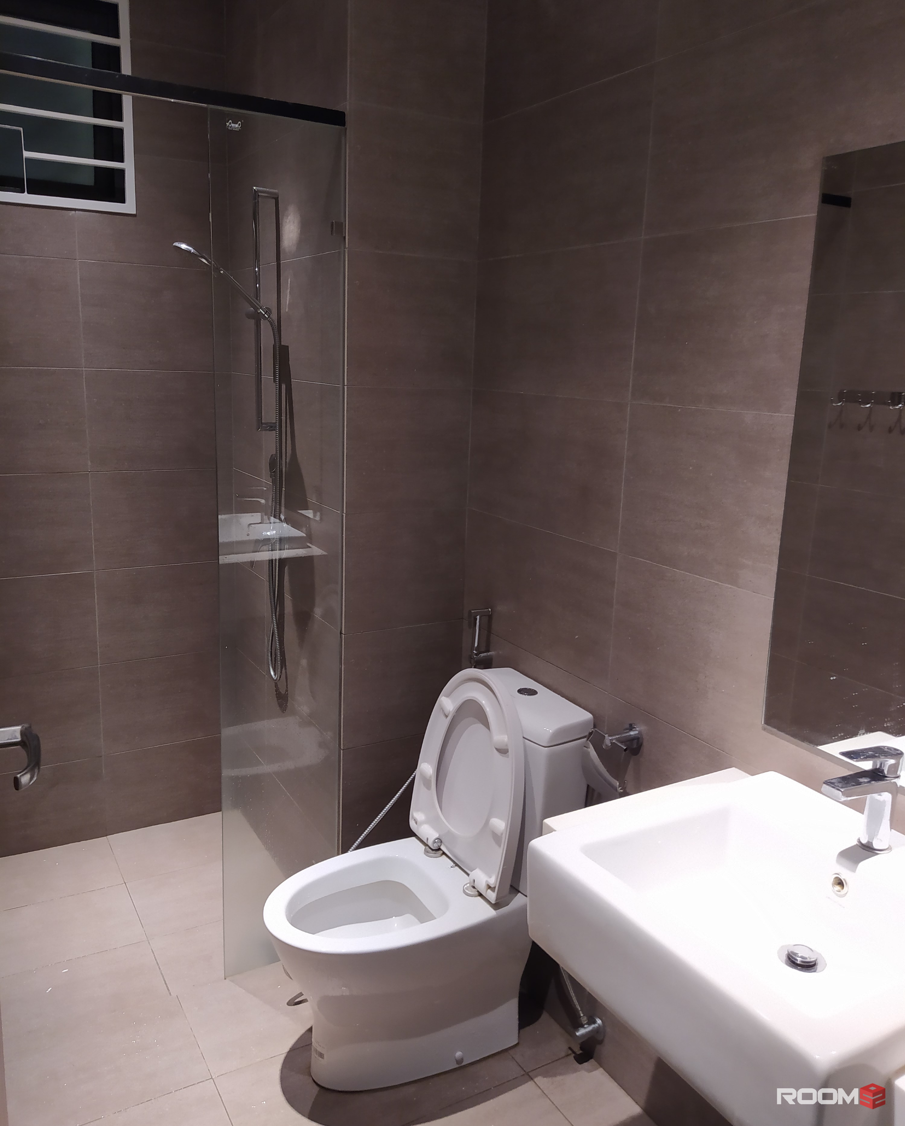Bangsar South/Old Klang Road Middle Room at VIVO Residential Suites