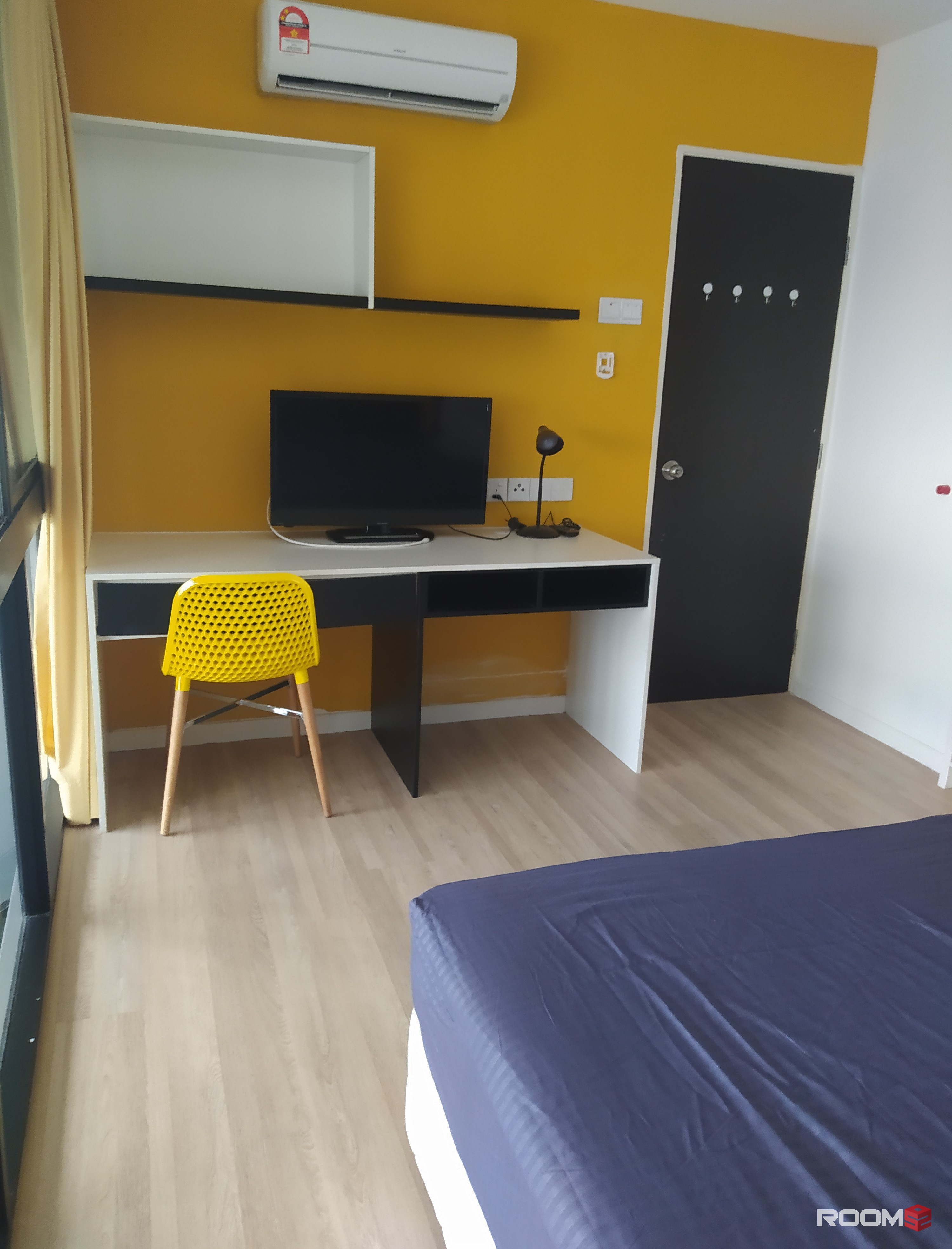 Master Room For Rent at D'Latour 5 mins Walk to Taylor's University