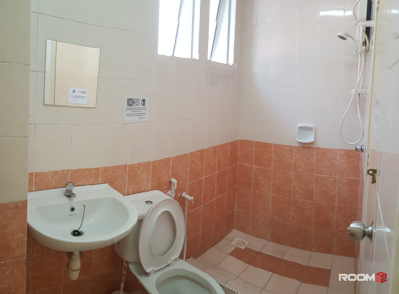 sungai buloh landed room