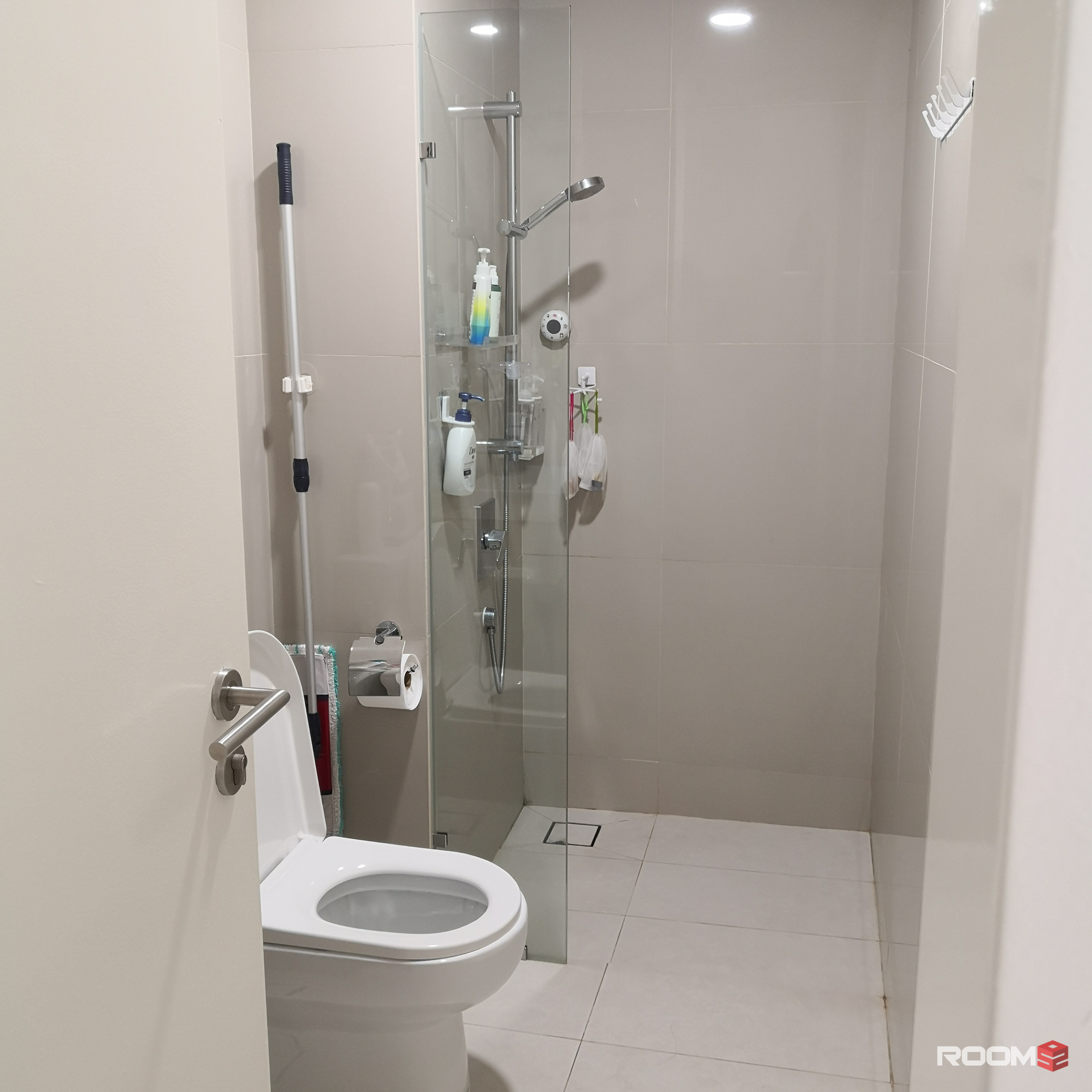 Master room for rent at Bangsar South, near UM