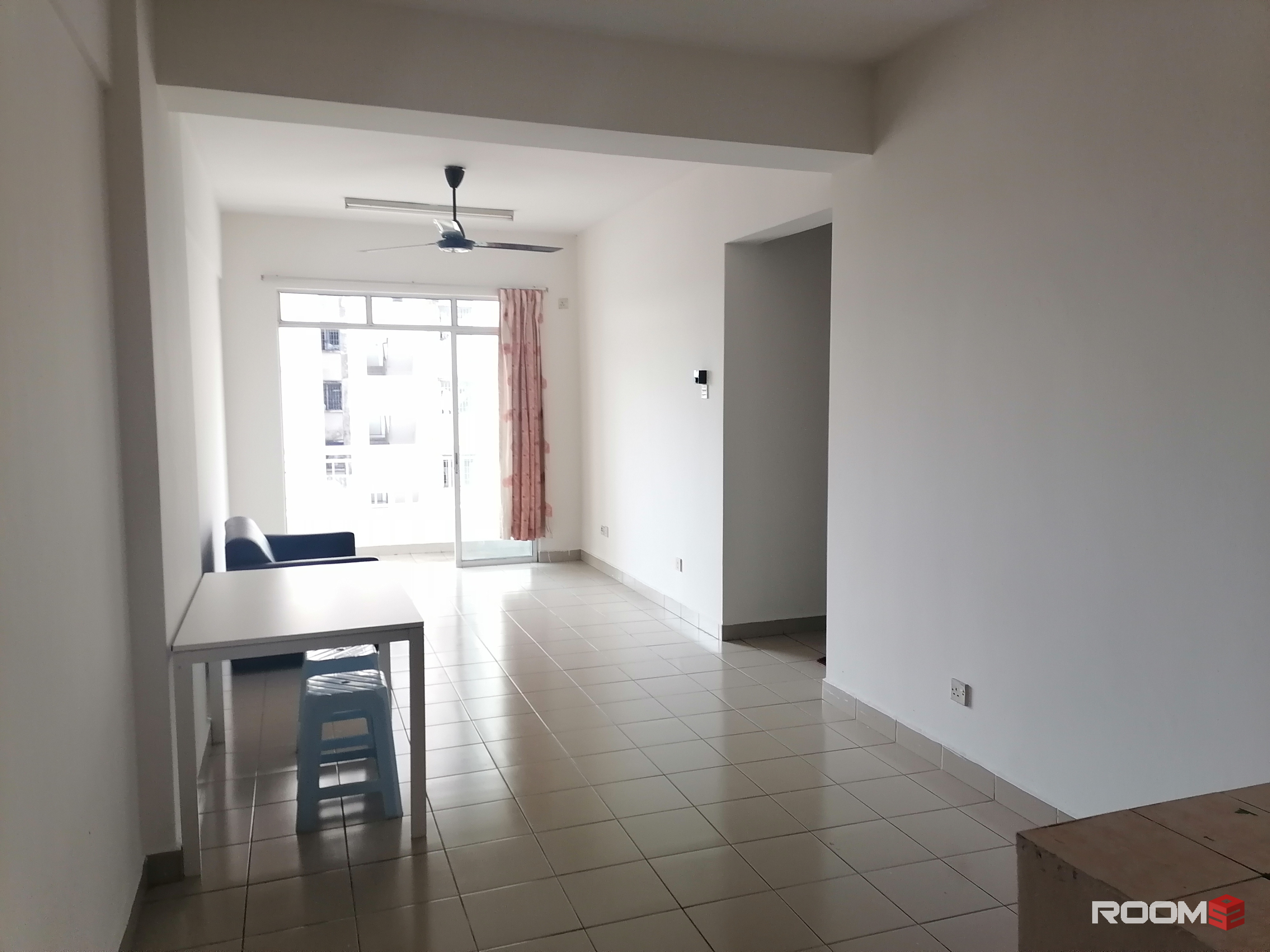 Room + FREE carpark near Bkt Puchong and Cyberjaya