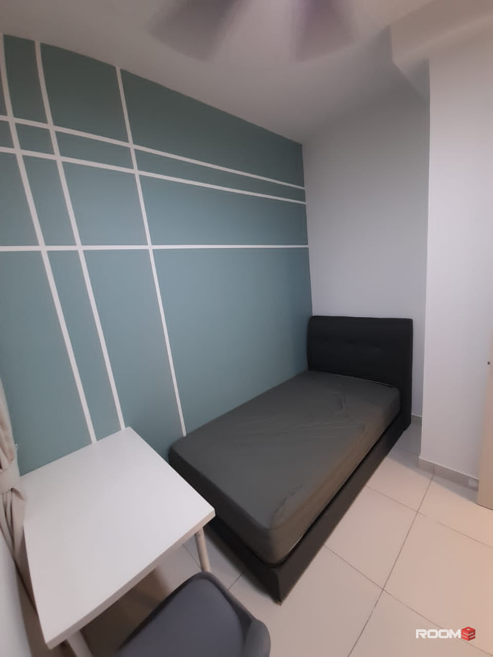 🏫FAR EAST RESIDENCE. 🚆MRT KUCHAI (2mins walk) Single Room