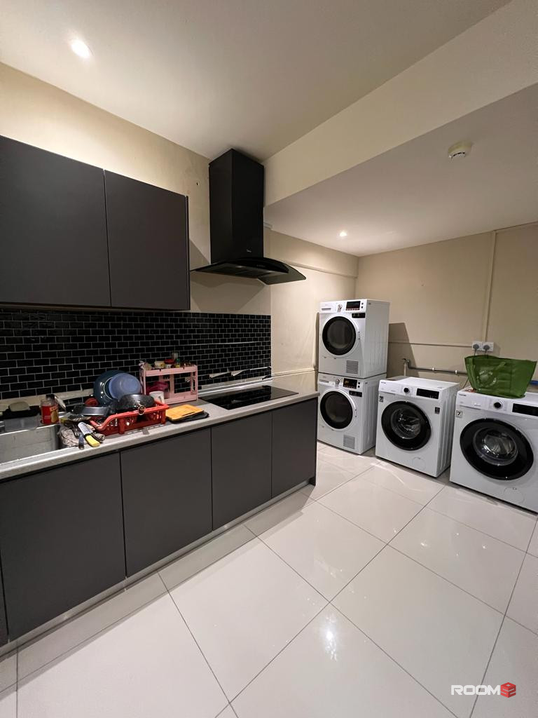 Early Bird Price🌻Private Room With Private Toilent 🎊Supperrr Comfortable@SS22