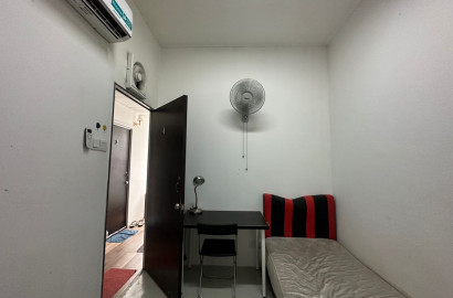 Fully Furnished Single Room with Aircond for Rent @ 3 mins walk to MRT Kota Damansara 🚶 Only charge for Aircond Usage❄️