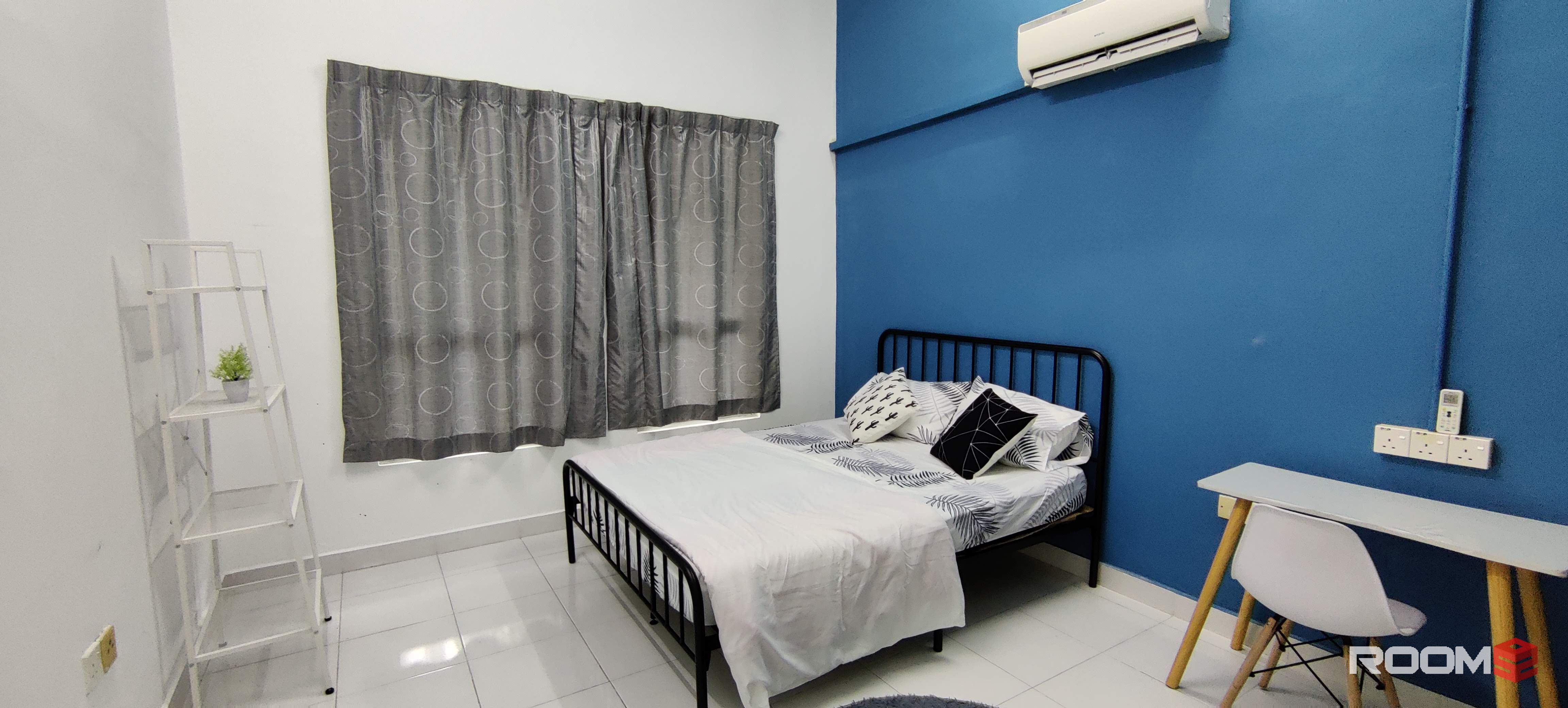 *NO AGENT FEE* Cyberjaya Master Room. MMU Female Unit. Clean, Quiet, Safe.