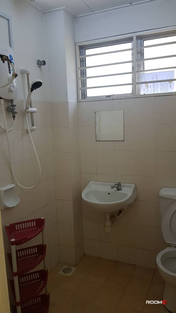 Kota Damansara Landed house Room For Rent