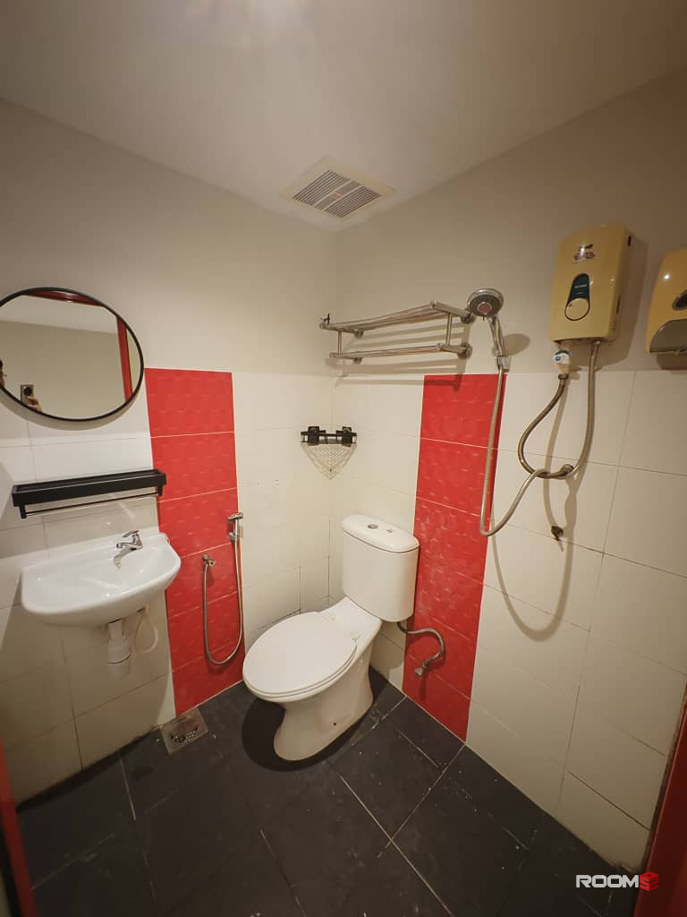 100% ZERO DEPOSIT ROOM at MAHKOTA CHERAS