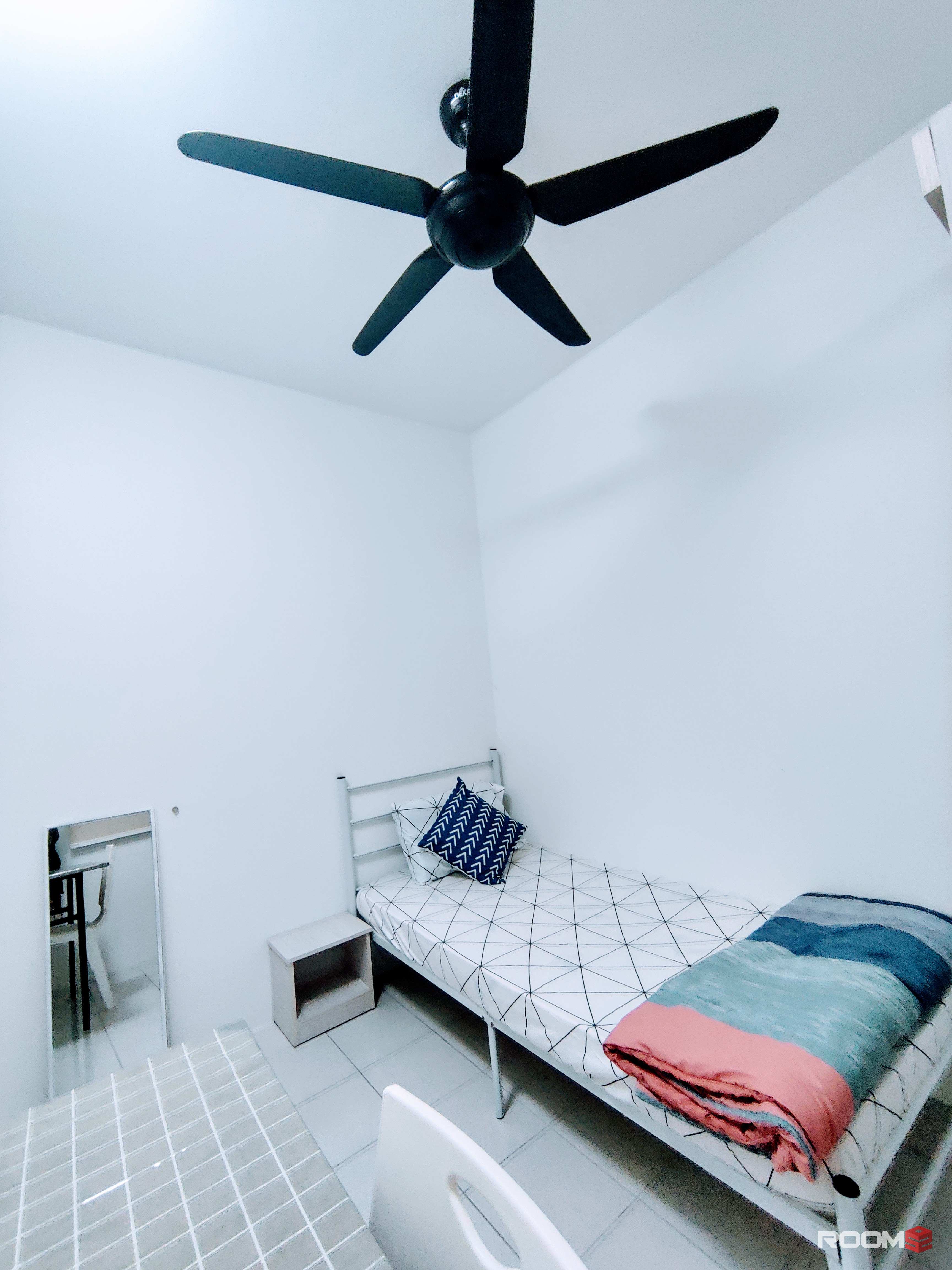 Chinese *No Agent Fee* 5 min to Pavillion Bukit Jalil, Aurora Place. Single Room.