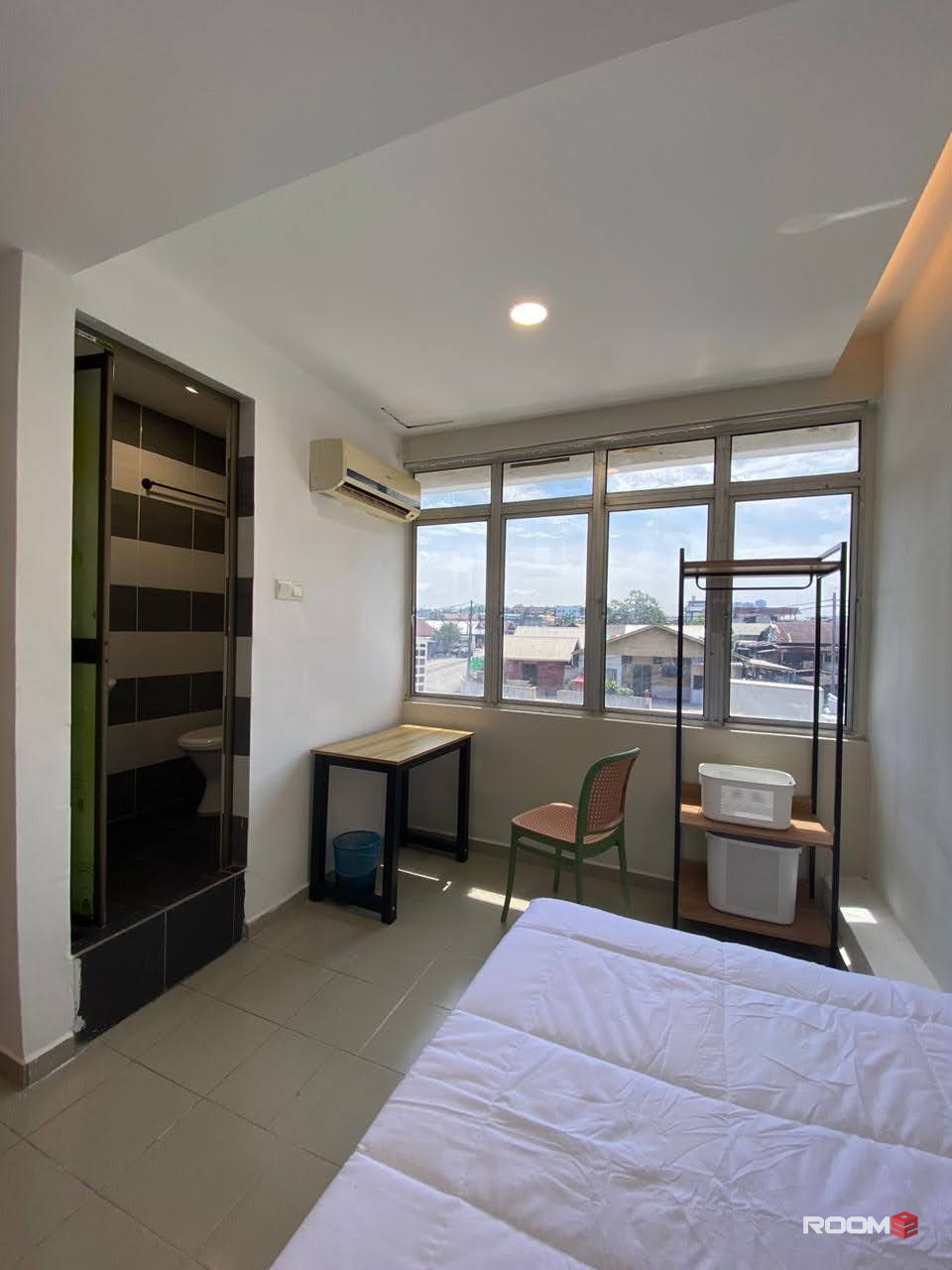 Master Room with Private toilet💥Immediate Move in available