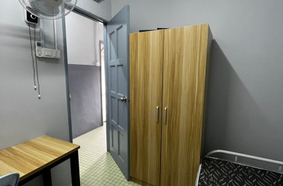 MALE UNIT FOR LOCAL 📌  NEAR TO BUS STOP 🚏