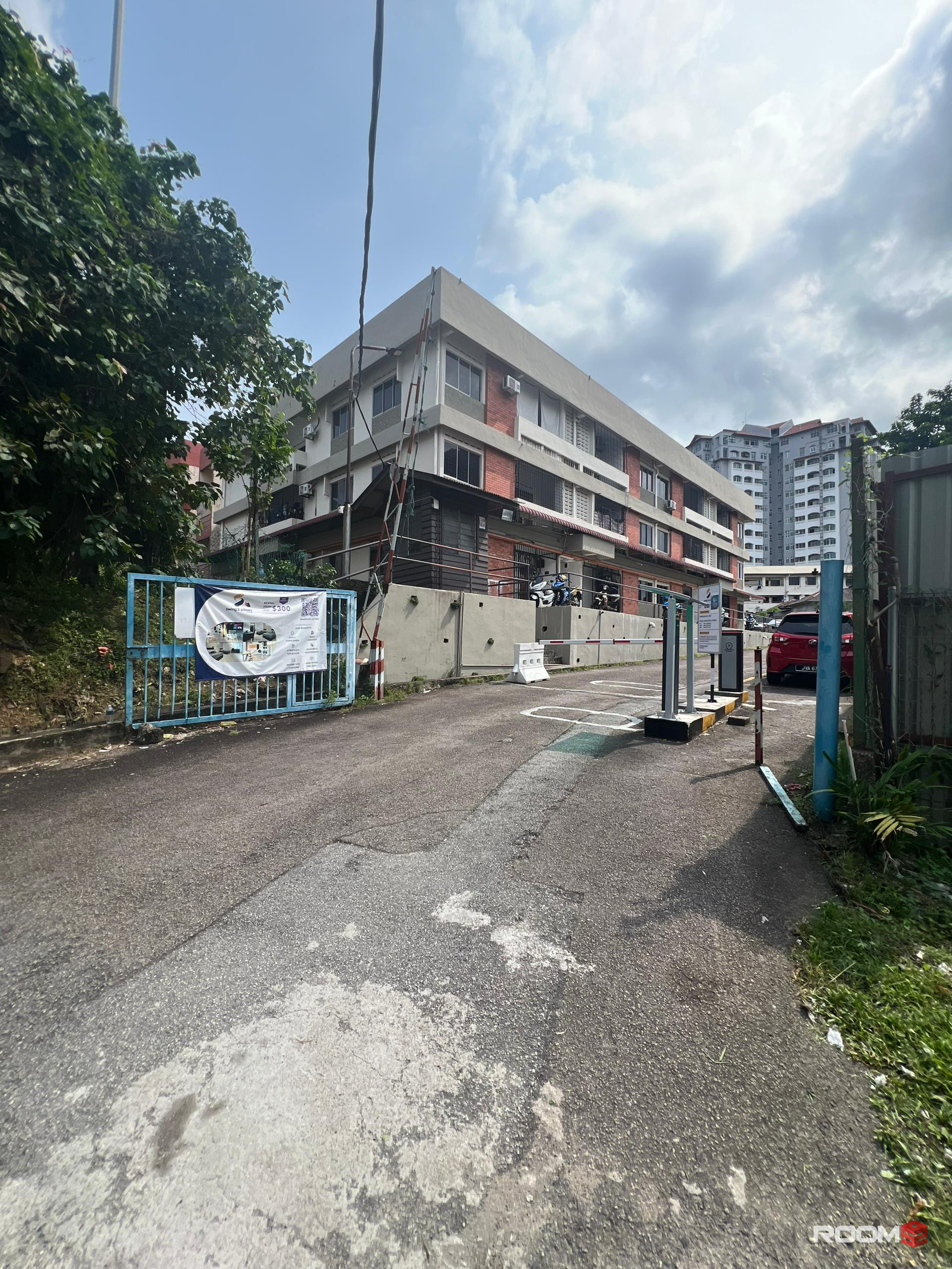 📣End of year promotion 🔥Aircond room for rent at area CIQ 📍10 mins walking distance to customs