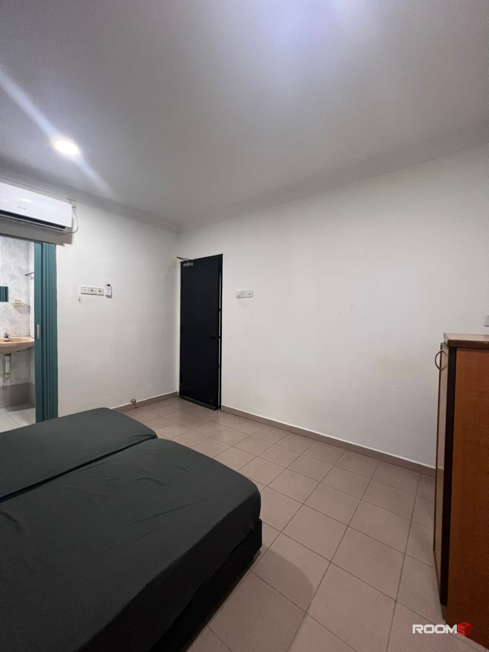 📍Nearby Mount Austin/Desa Tebrau/Pasir Gudang # Twin bed room attached bathroom for rent # Zero Deposit Available