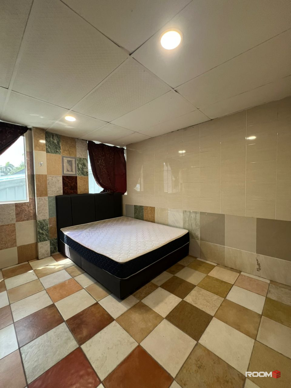 ❤️‍🔥Cozy aircond room for rent 🛏️Comfortable and affordable room 📍10mins drive to customs CIQ✅Zero Deposit