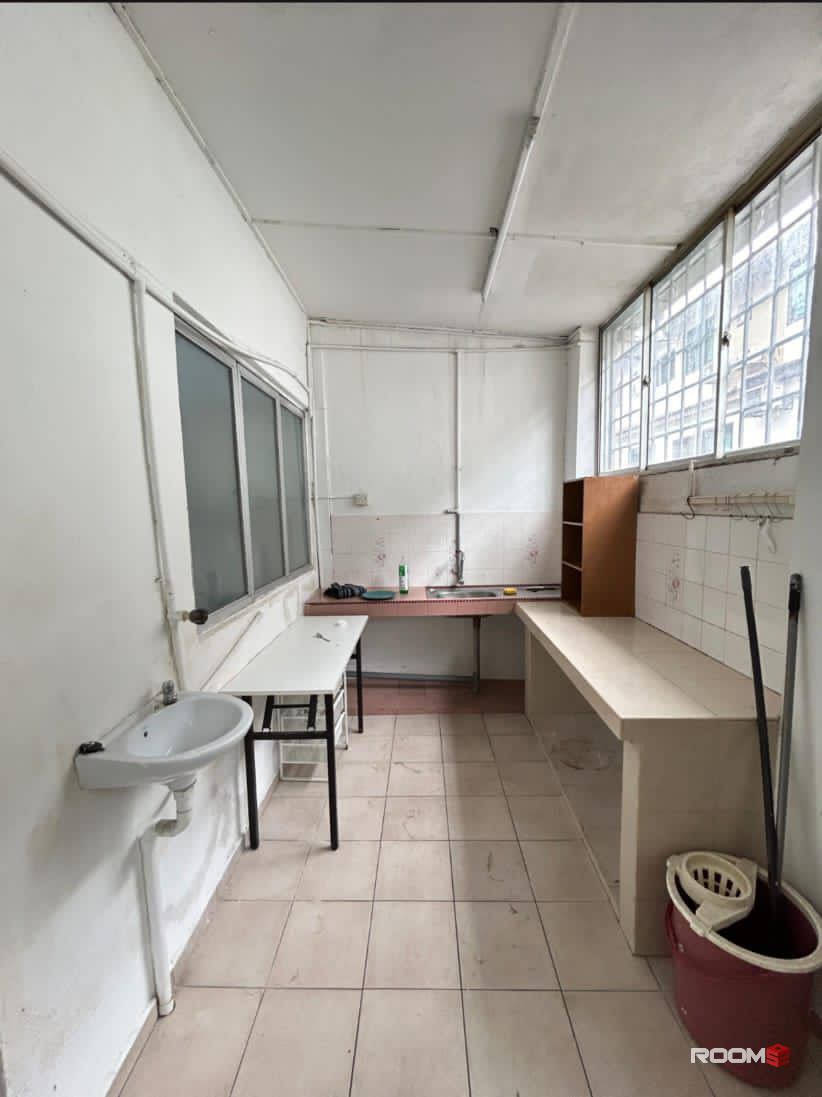 LOW DEPOSIT ‼️Middle Room with window FULLY FURNISHED @ SS2 | THE HUB SS2 | JAYA ONE | UM