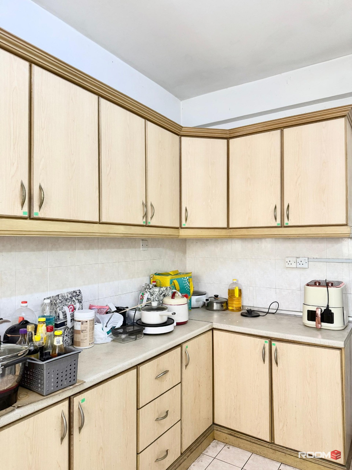 ZERO Deposit Middle Room To Rent @ Bandar Utama