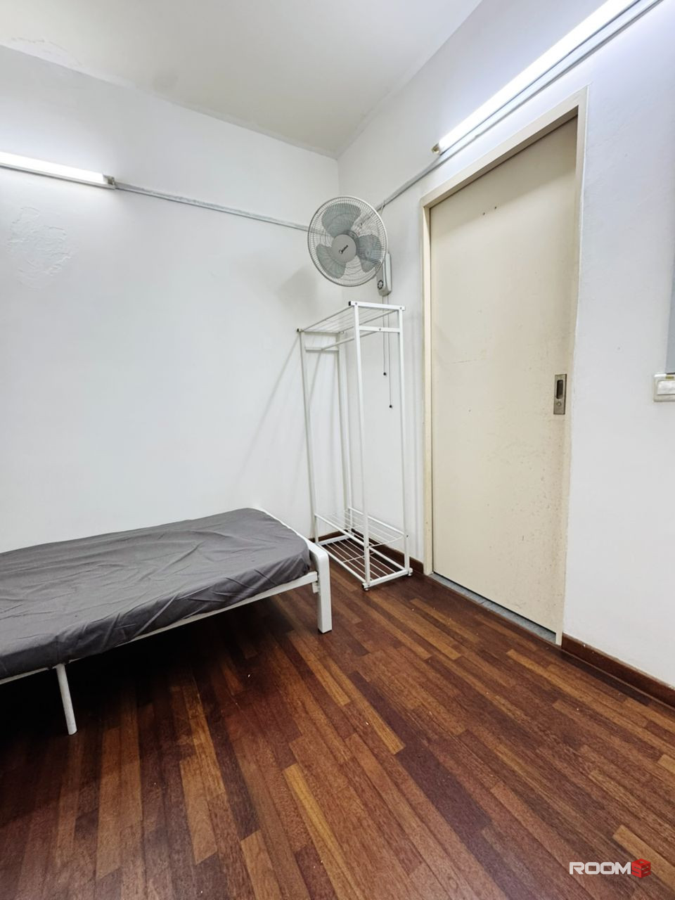 PROMO‼️Single Room with Attached Bathroom @ Setia Utama